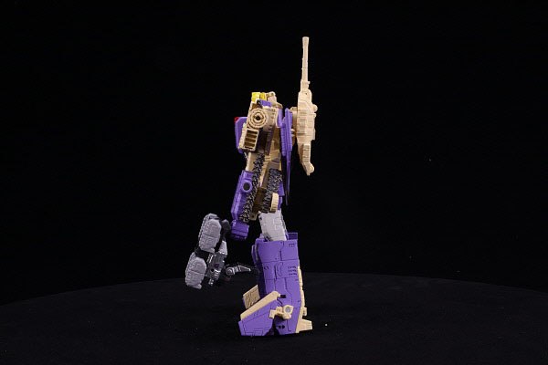 January Legends Series Official Photos   LG58 Clone Bots, LG59 Blitzwing, LG60 Overlord 066 (66 of 121)